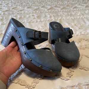 Stylish Blue Women's Heeled Mules